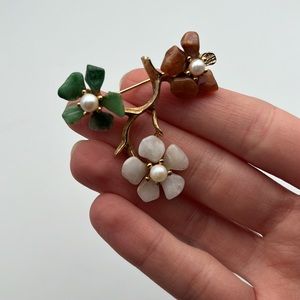 Vintage Swobada Natural Stones Flower Gold Brooch Pin #432